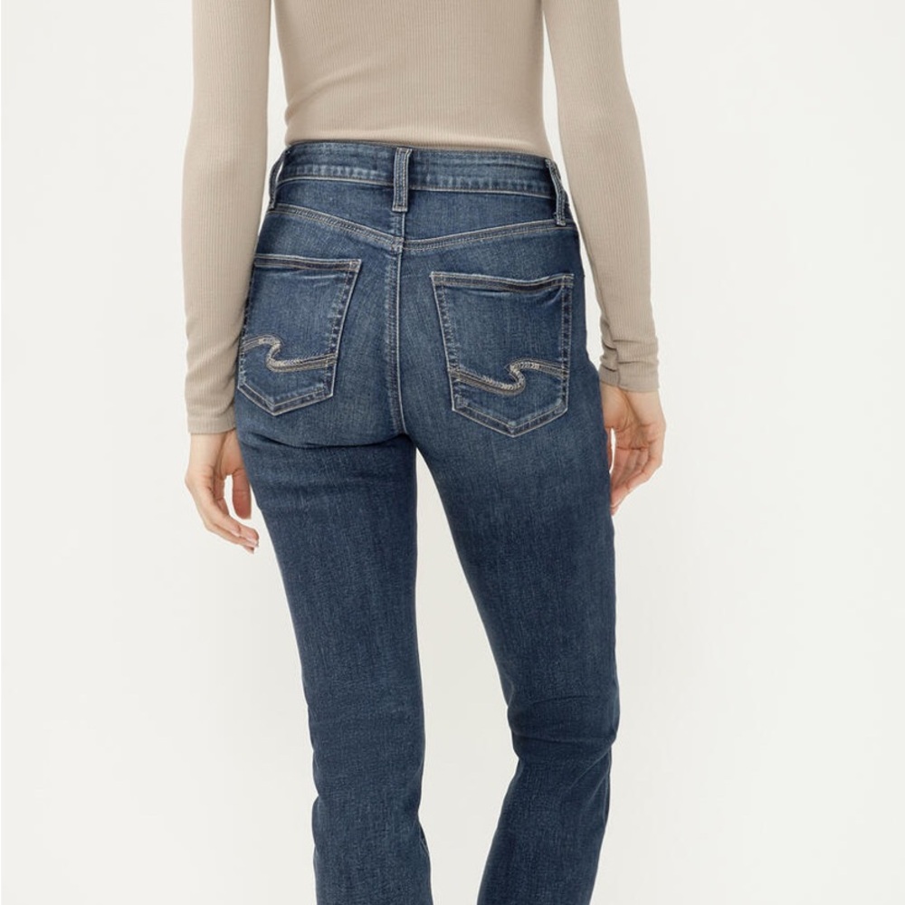Silver Jeans Mid Wash Straight Leg Women's Jeans